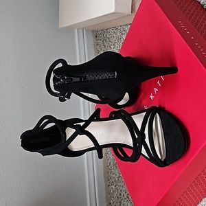 7.5 black high heels